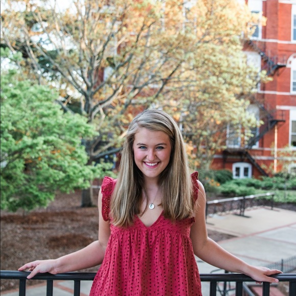 Meet your Posher, Bailey - Picture 1 of 1